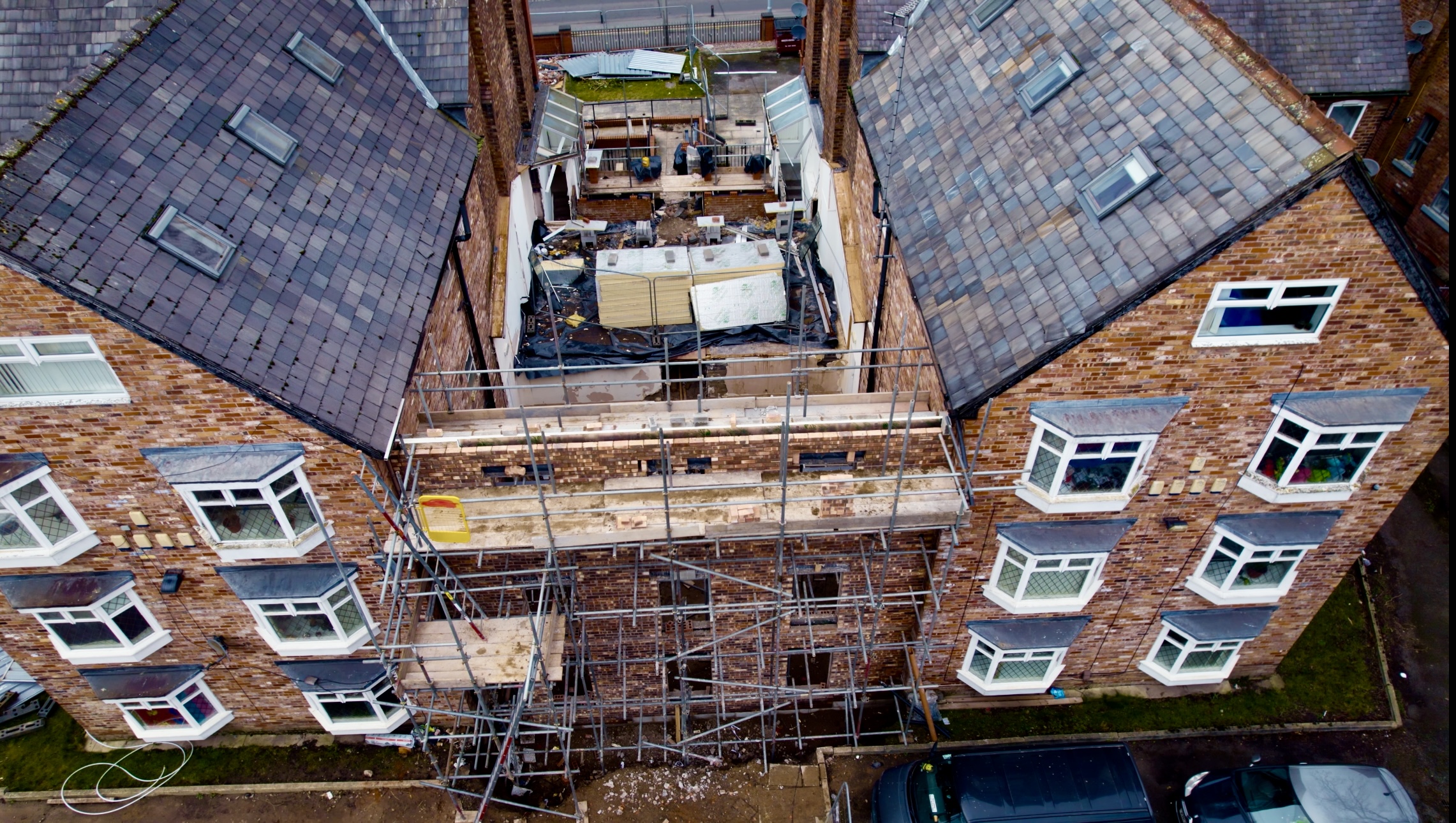 A picture of houses under construction by EveryTrade